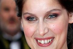 Laetitia Casta: nie powinna się uśmiechać