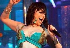 Tatiana Okupnik: Polska królowa kiczu? Jej sceniczne stroje są koszmarne!