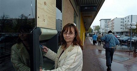 Wenezuelczyk ukradł 140 tys. zł z polskich bankomatów