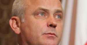 Szef MON pozwie dziennikarzy za wiadomość o tragedii