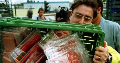 FAO: co roku marnotrawi się żywność wartą 750 mld USD
