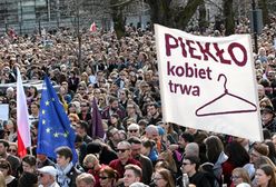 Protesty przeciwko całkowitemu zakazowi aborcji