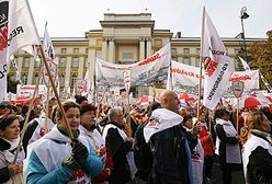 Protest nauczycieli przed kancelarią premiera