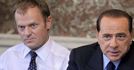 Tusk: politycy nie powinni wpływać na badania historyków