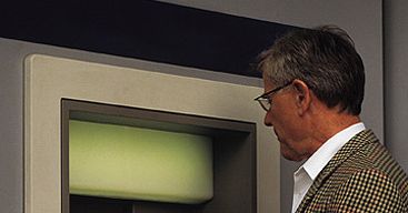 Fałszowali karty w całej Europie; wpadli w Polsce