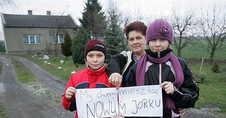Nowy Jork znika z mapy Polski