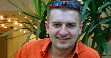 "Agent": Tak zaczynał karierę minister zdrowia. Bartosz Arłukowicz wiele zawdzięcza telewizji!