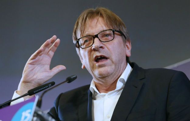 Guy Verhofstadt w "Handelsblatt": Polska Donaldem Trumpem Europy