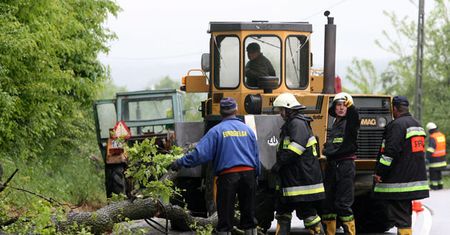 Małopolskie: Tymczasowo zamknięto drogę wojewódzką nr 981 w Kąclowej