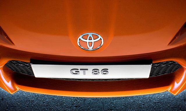 Toyota GT86 w wersji sedan?