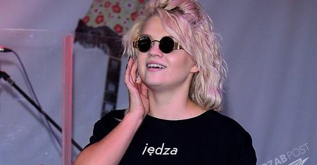 Margaret jako "jędza" z gołym brzuchem świętowała urodziny centrum handlowego
