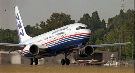 Rozbił się boeing 737 ze 115 osobami na pokładzie