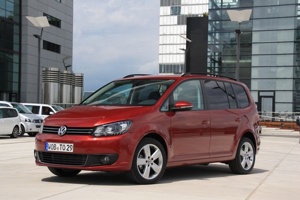 Test: VW Touran 2010 - Rodzinny konserwatysta