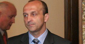 Premier: termin wniosku o lustrację Gilowskiej jest dziwny