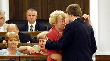 Minister zdrowia gratuluje Krystynie Sienkiewicz