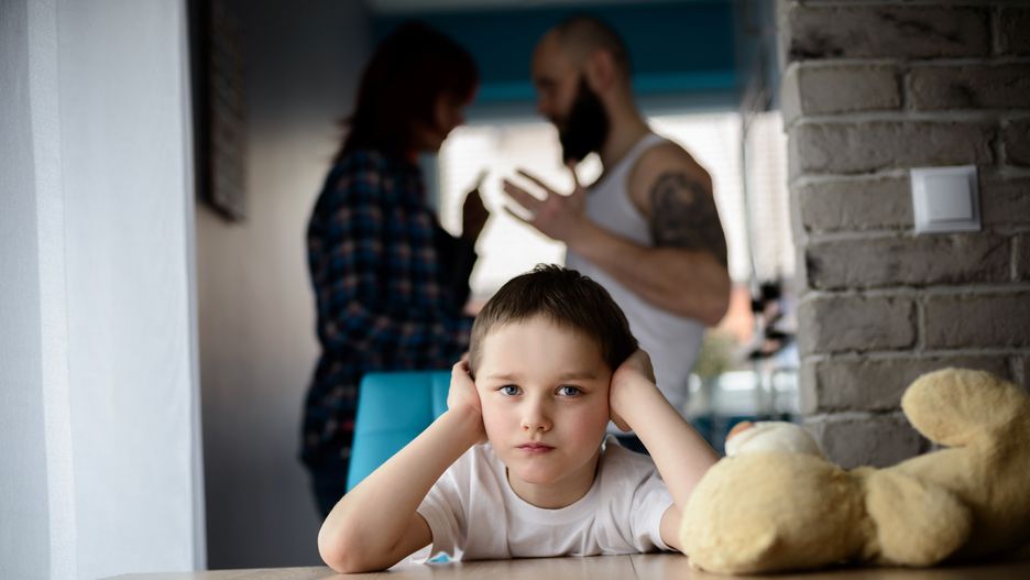 Złość traktujemy jako negatywną emocję, dlatego wydaje nam się, że wylewamy ją tylko na obcych i tych, których nie lubimy. Niestety najczęściej jest odwrotnie.