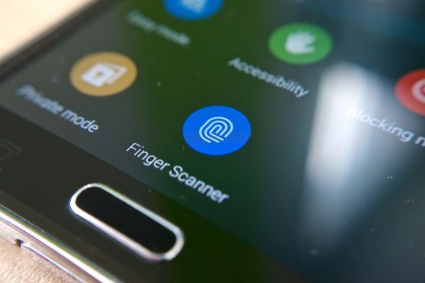 Samsung: Czytniki linii papilarnych w tańszych urządzeniach