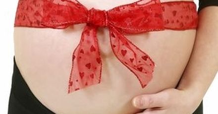 Wraca moda na rodzenie w domu
