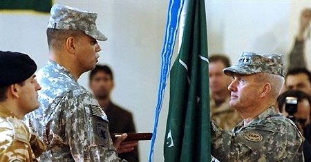 Gen. Dan McNeil przejmuje dowództwo sił NATO w Afganistanie