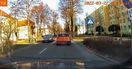 Nie ustąpił pierwszeństwa dzieciom na pasach – VIDEO