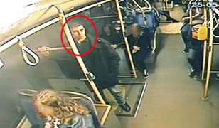 Mokotów. Policja publikuje zdjęcia poszukiwanego za rozbój