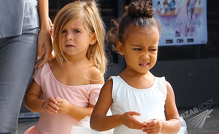 Penelope Kardashian i North West w szkole baletowej