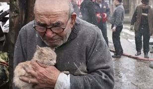 To zdjęcie wstrząsnęło internautami. Pokazuje dramatyczną przegraną człowieka z żywiołem