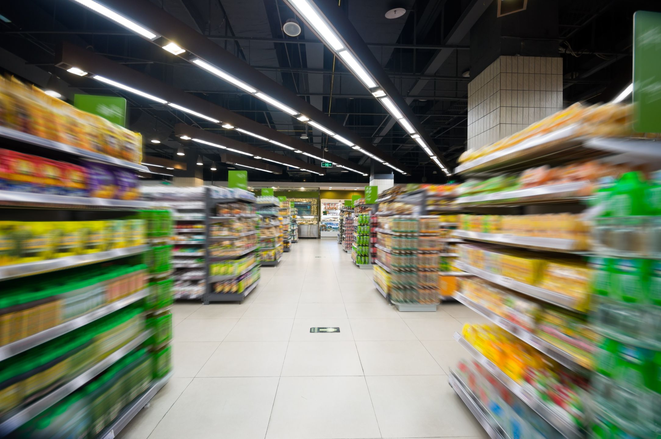 Doskonała oferta dla mężczyzn w Biedronce. Zadbano, żeby nie byli głodni