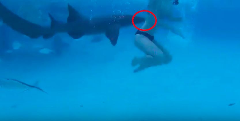 To miała być romantyczna kąpiel. Mąż sfilmował dramatyczny moment 