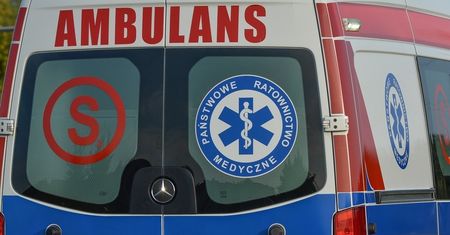 Mazowieckie. Latarnia runęła na dzieci w Tomaszowie Mazowieckim