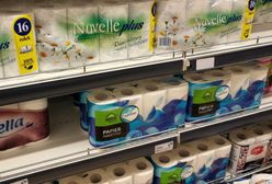 Ceny papieru toaletowego idą w górę. Sieci handlowe ratują się rabatami