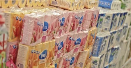 Papier toaletowy może być znów dobrem ekskluzywnym. Wszystko przez niedobory miazgi drzewnej