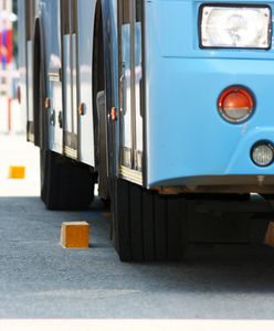 Ukraina. Eksplozja ładunku wybuchowego umieszczonego pod polskim autokarem