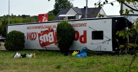 38 osób rannych po wypadku Polskiego Busa. "Kierowca rozmawiał z pasażerką"