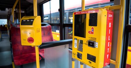 Rzeszów. Brutalny atak na kontrolera biletów