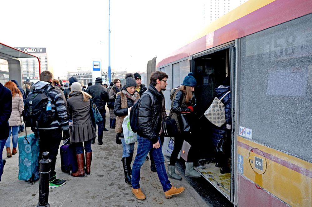 Gdańsk: radny wypowiada wojnę „brudasom” w komunikacji miejskiej. Chce specjalnej kampanii