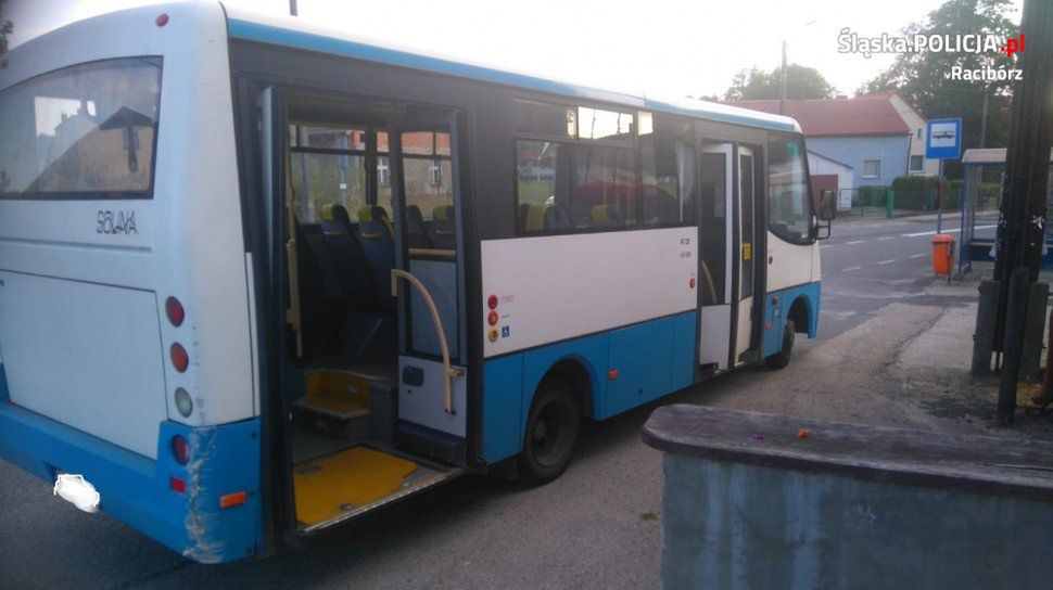 Śląskie. Pijany kierowca autobusu wiózł dzieci ze szkoły