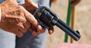 Jak kupić w Polsce broń palną bez pozwolenia