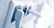 Przewody elektryczne: czy zawsze można je chować pod tynkiem?