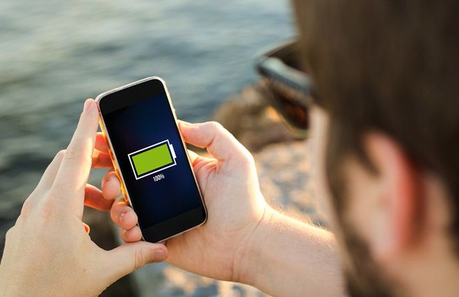 Producent akumulatorów: 7 dni pracy smartfona na jednym ładowaniu