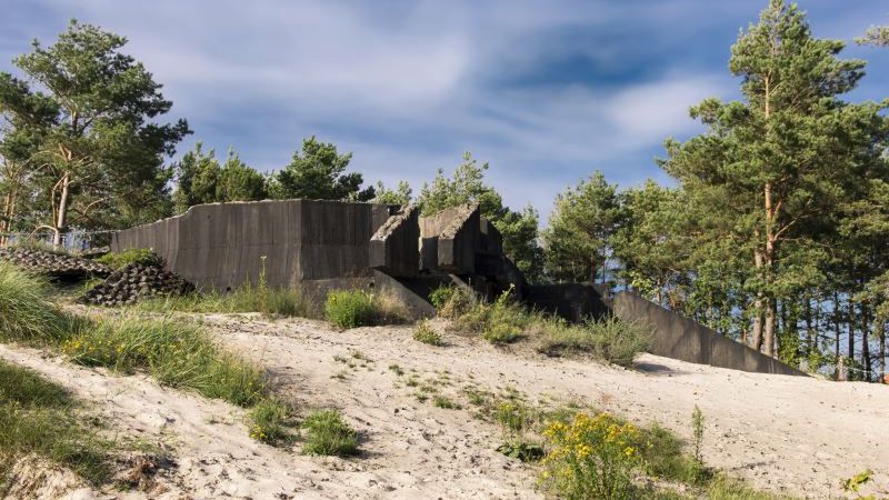 Ci, którzy przyjeżdżają do Ustki po słońce powinni wiedzieć, że to miejsce to nie tylko letnie atrakcje - to również ciekawa historia