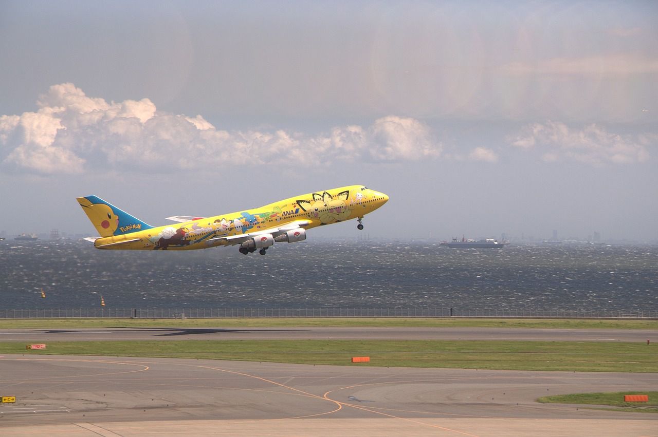 Lotnisko Tokio-Haneda (HND).  Jak dostać się do miasta?