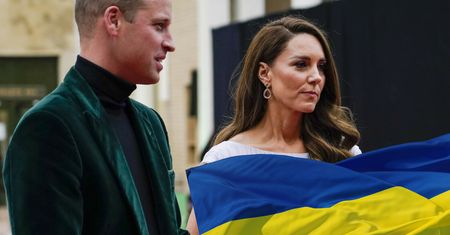 Kate i William złamali protokół? Wydali niecodzienne oświadczenie w kwestii inwazji na Ukrainę. To niespotykane zachowanie w rodzinie królewskiej