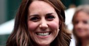 Kate Middleton w nowej fryzurze i modnych grochach na Wimbledonie