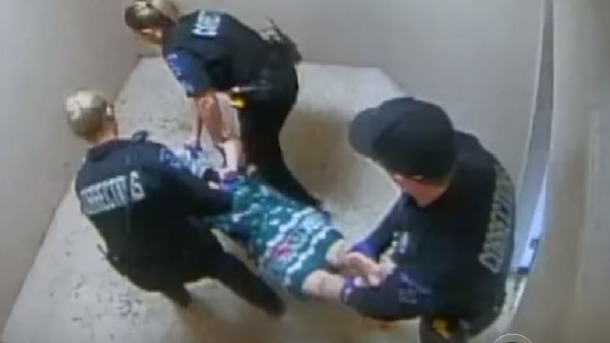 Chora kobieta z Waszyngtonu zmarła po czterech dniach spędzonych w celi.