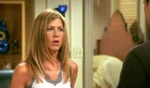 Fani pytali Jennifer Aniston o jej sterczące sutki. Gwiazda w końcu odpowiada