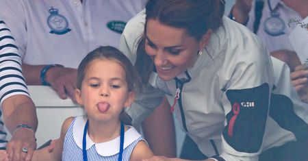 Kate Middleton wakacje spędza z dziećmi. I to w Londynie