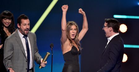 Jennifer Aniston ikoną! Wzruszona gwiazda dziękuje ludziom