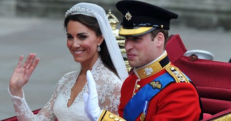 Alexander McQueen skopiował suknię Kate Middleton?
