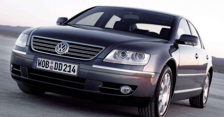 Wybory 2019: Czym jeżdżą posłowie z największym poparciem? Tylko 5 z nich ma własne auto
